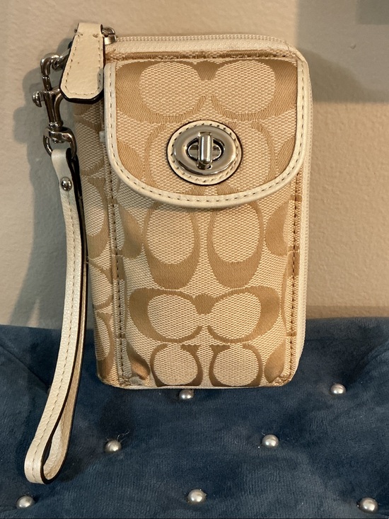 Coach Handbags - Coach Signature Canvas Phone Case Wristlet